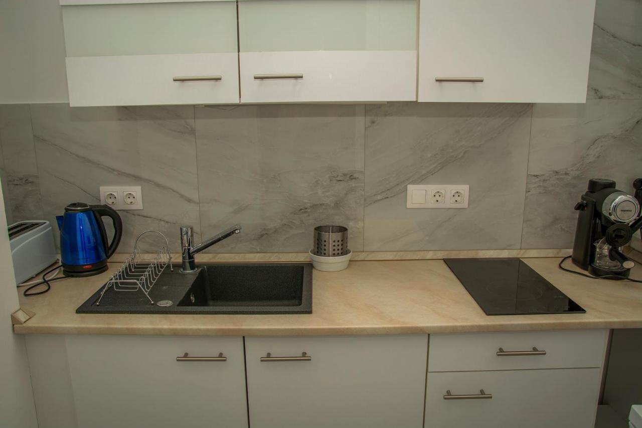 Oros House Apartmanhaz โอโรชาซา ภายนอก รูปภาพ